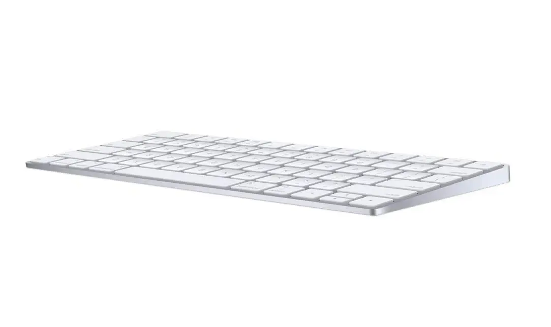 Promos : Magic Mouse 2 à 67€, Magic Keyboard à 74€, Trackpad à 109€, Pencil dès 87€