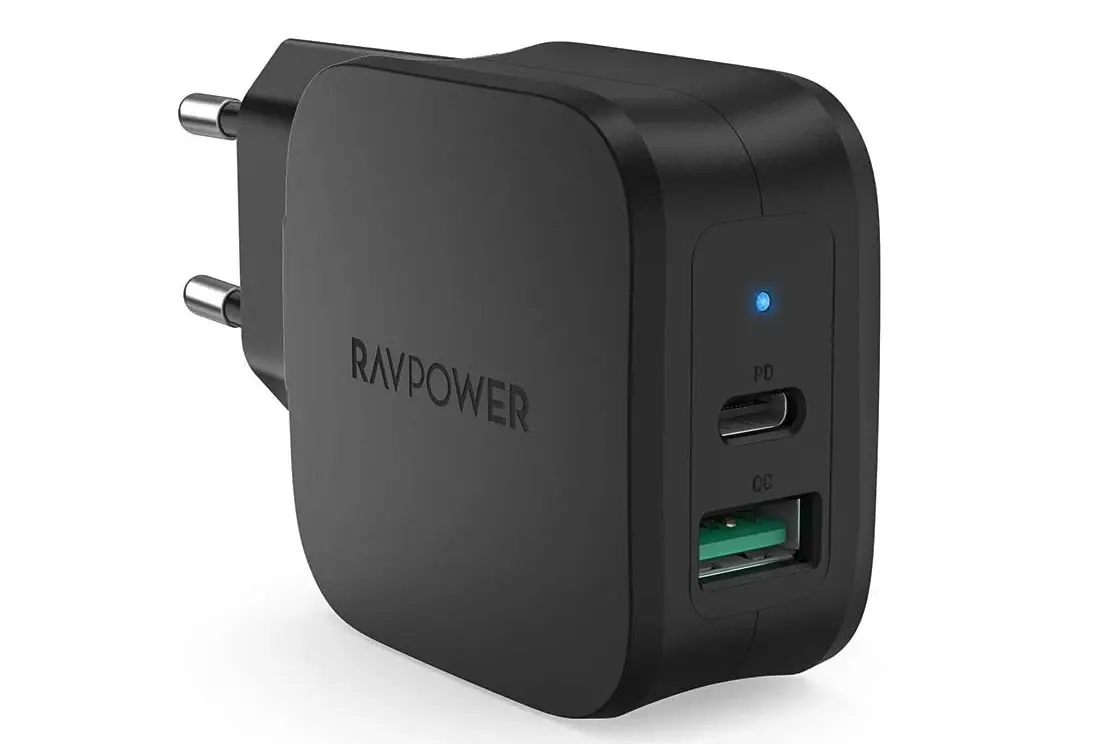 Promos : chargeur USB-C 18W à 11€, câble USB-C/Lightning à 6€, chargeur voiture à 5€