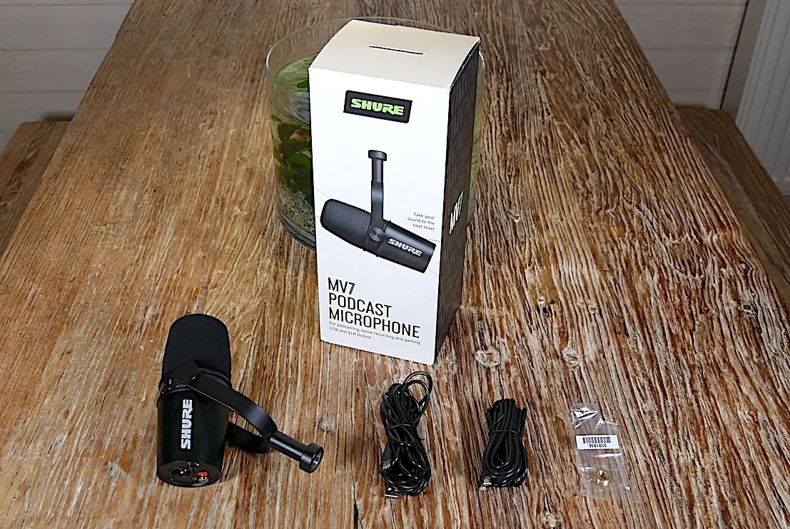 Test express du Shure MV7 : un microphone hybride XLR/USB inspiré du SM7B