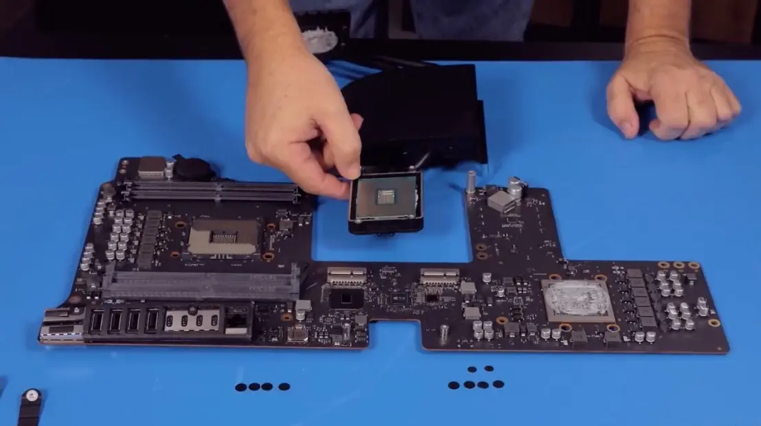 Premier démontage de l'iMac Pro : les SSD, le CPU et la RAM peuvent être remplacés