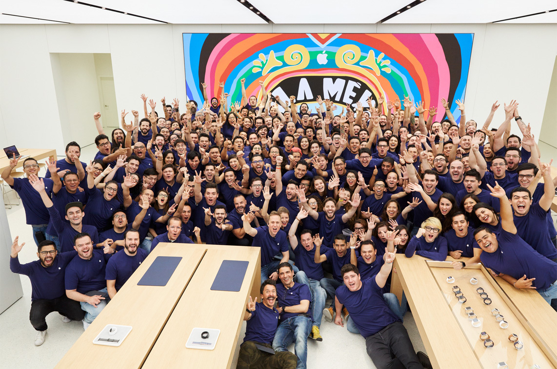 Quelques photos de l'ouverture du premier Apple Store de Mexico