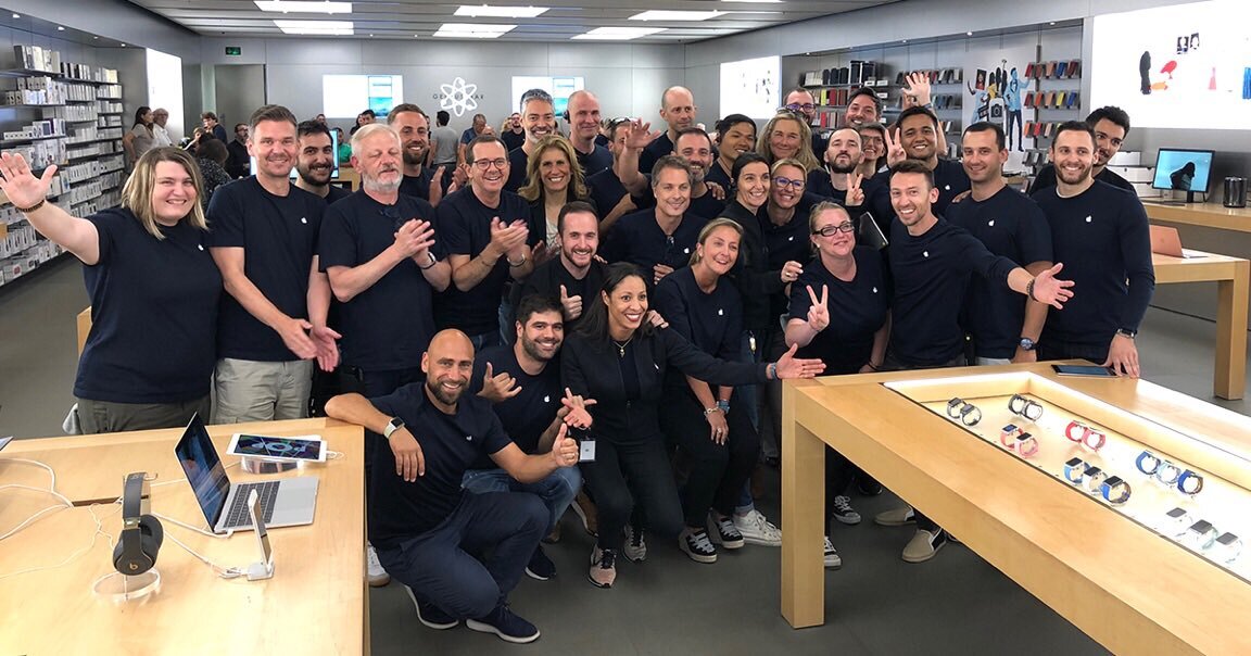 L'image du soir : Angela Ahrendts passe à l'Apple Store de Nice avant d’aller à Cannes