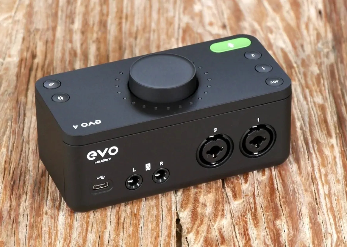 Test express Audient EVO 4 : une interface audio compacte simplifiant l'enregistrement