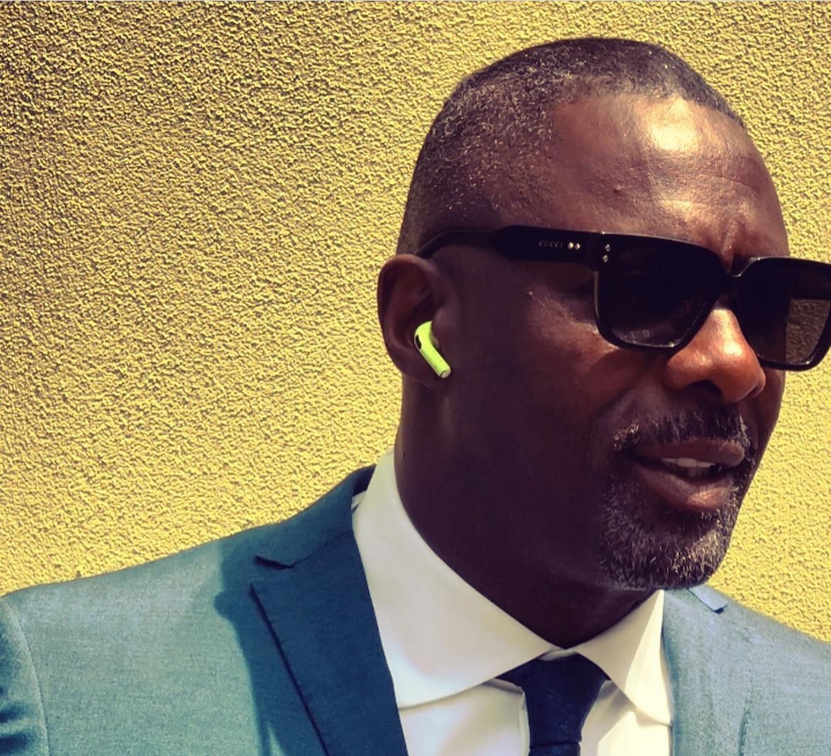 Apple TV+ se la joue People Idris Elba, Jennifer Aniston, Jony Ive