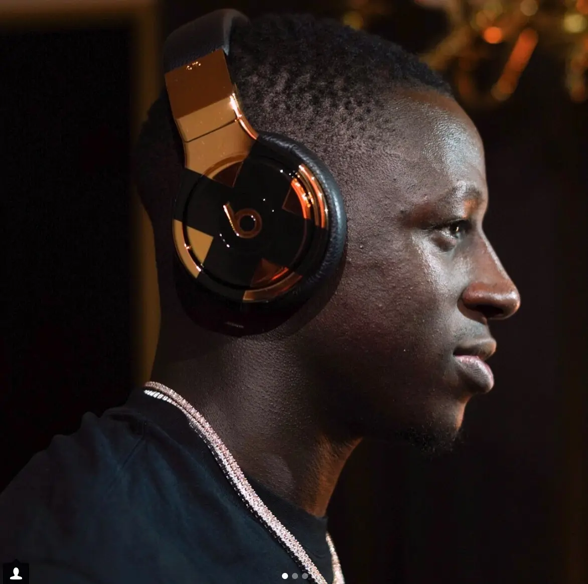 L'image du jour : un casque Beats unique en or 24 carats pour fêter la victoire des Bleus