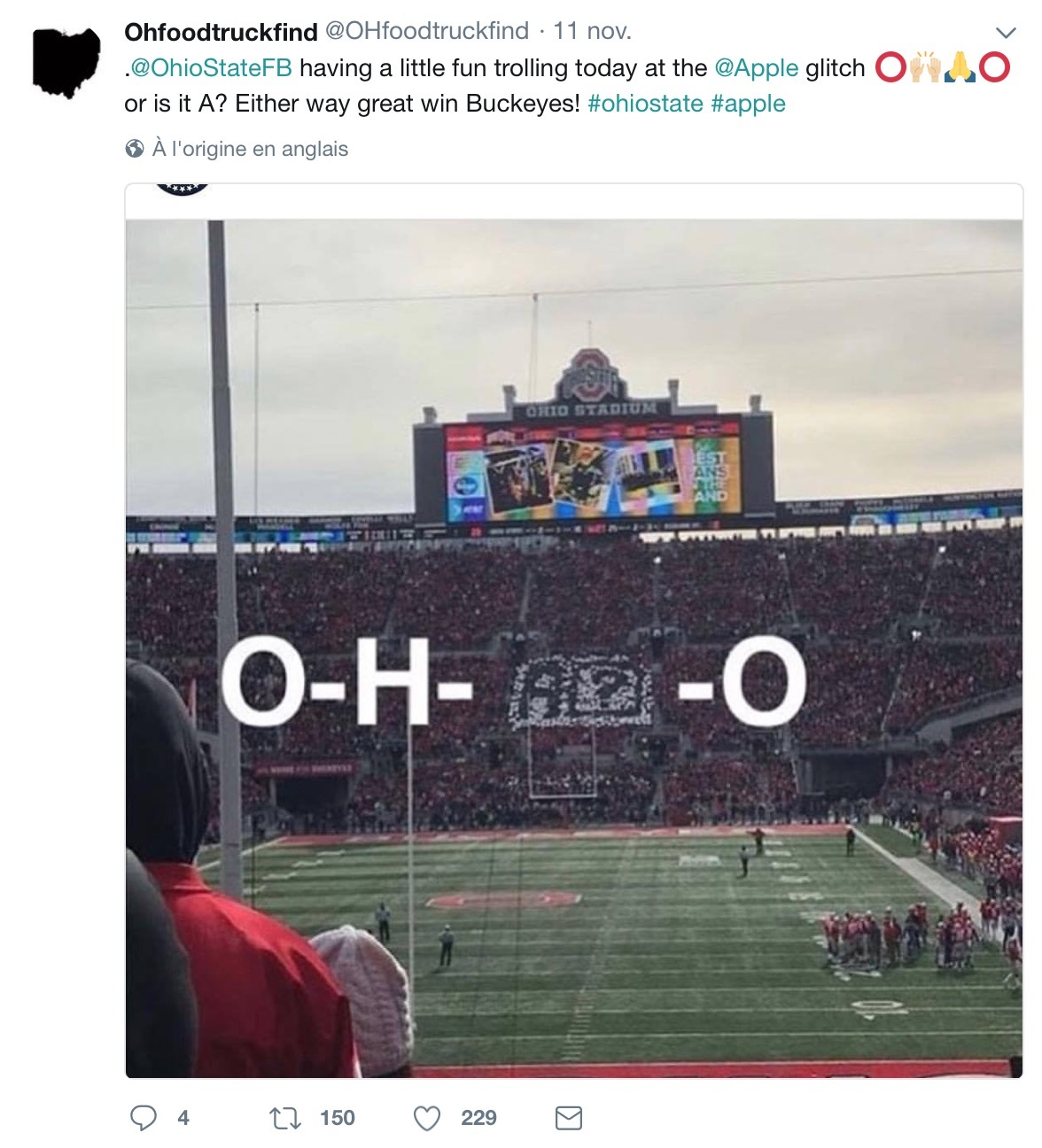 L'image du jour : quand les supporters de l'Ohio se moquent du bug d'autocorrection d'iOS 11.1