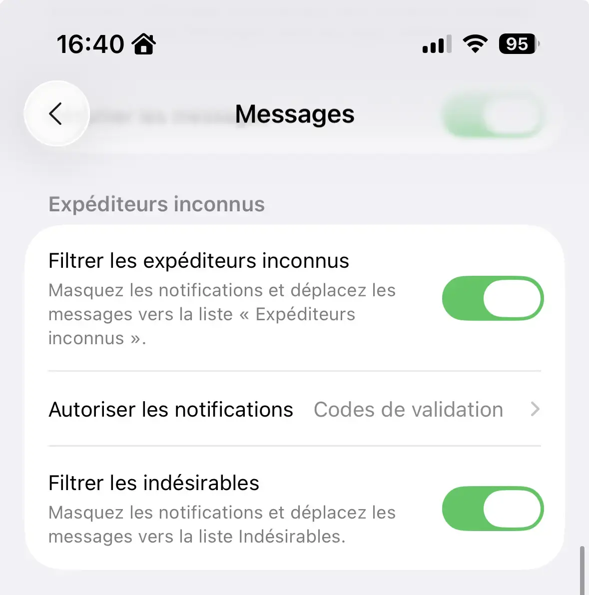 Comment utiliser les nouveaux filtres anti-spam de l'iPhone avec iOS 26