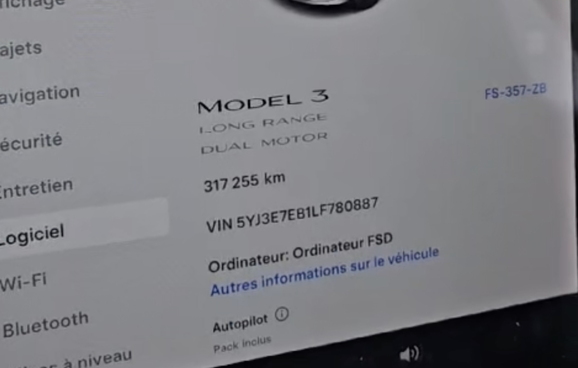 Après 317 000 Km et de la charge rapide, cette Tesla Model 3 française va vous étonner !