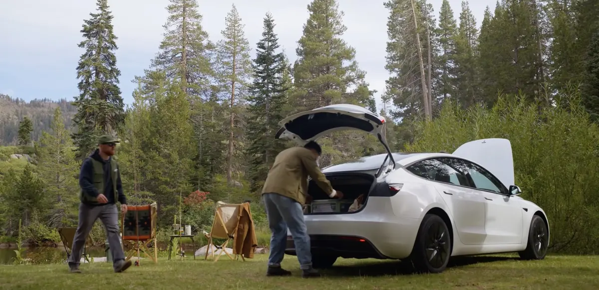 Tesla lance une Model 3 Standard à 36 990€ avec 534 km d'autonomie !