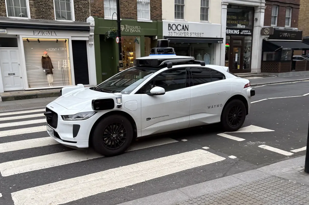 Hyundai Ioniq 5&nbsp;: le taxi 100 % autonome est au Salon de l&rsquo;auto&nbsp;!