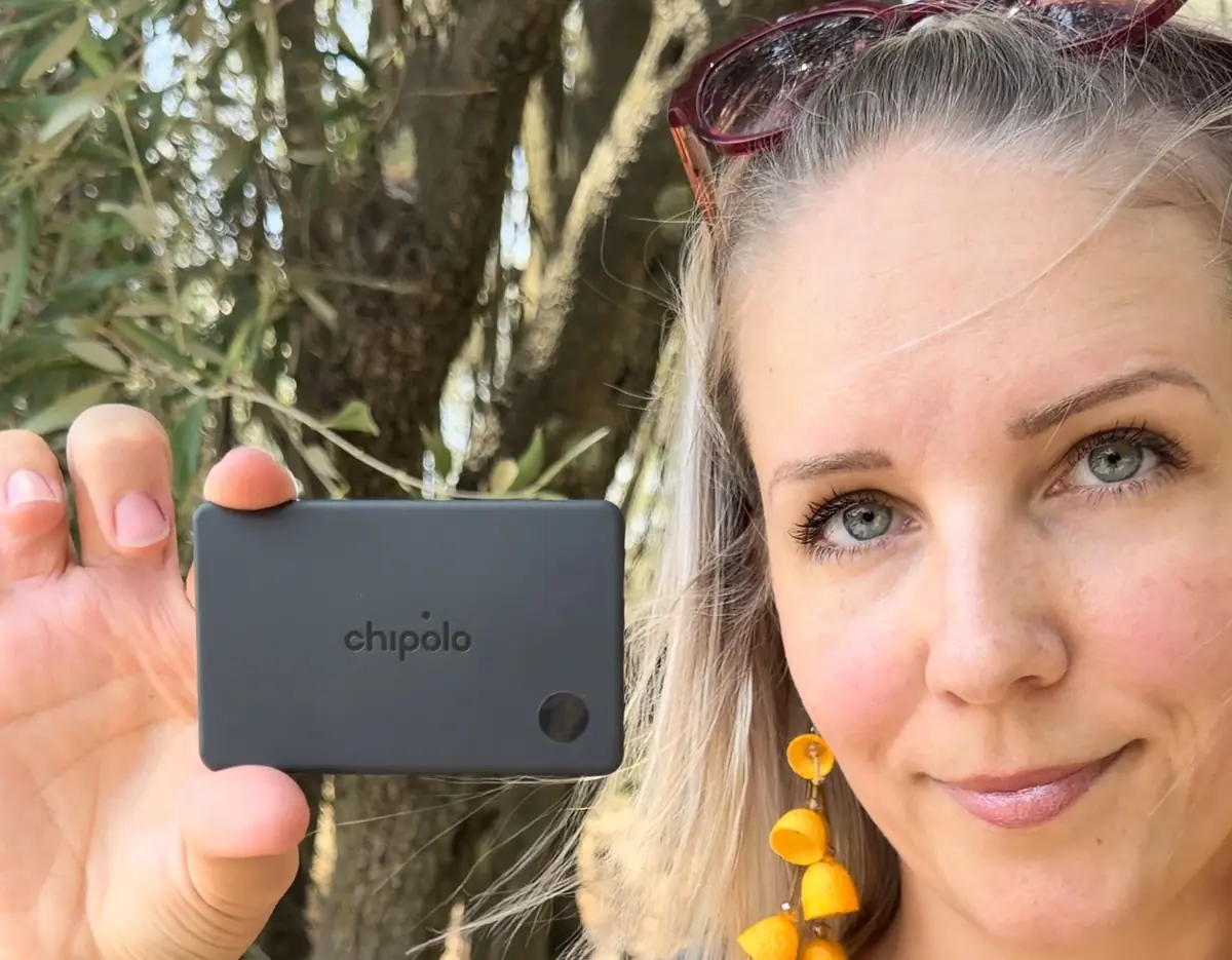 Test comparatif&nbsp;: Chipolo ou AirTag&nbsp;? 5 raisons d'oublier le traqueur d'Apple