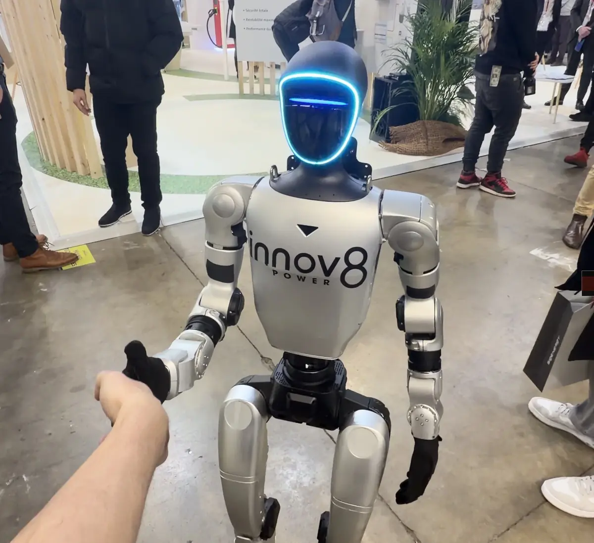 Batterie solide, Tesla, solaire et robotique... l'étonnant succès du salon EnerGaïa (+ nos vidéos)