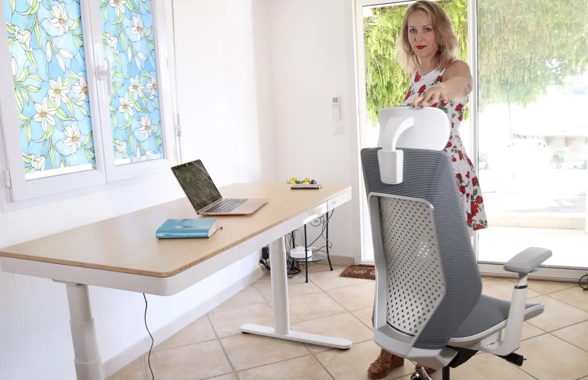 Test du bureau assis-debout Flexispot Q8 et de la chaise ergonomique BS11 Pro (+ code promo)