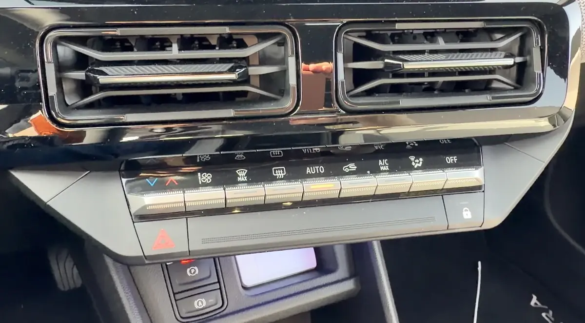 Essai Nissan Micra &eacute;lectrique&nbsp;: gal&egrave;re ou pas pour partir en vacances&nbsp;? (road-trip vid&eacute;o)