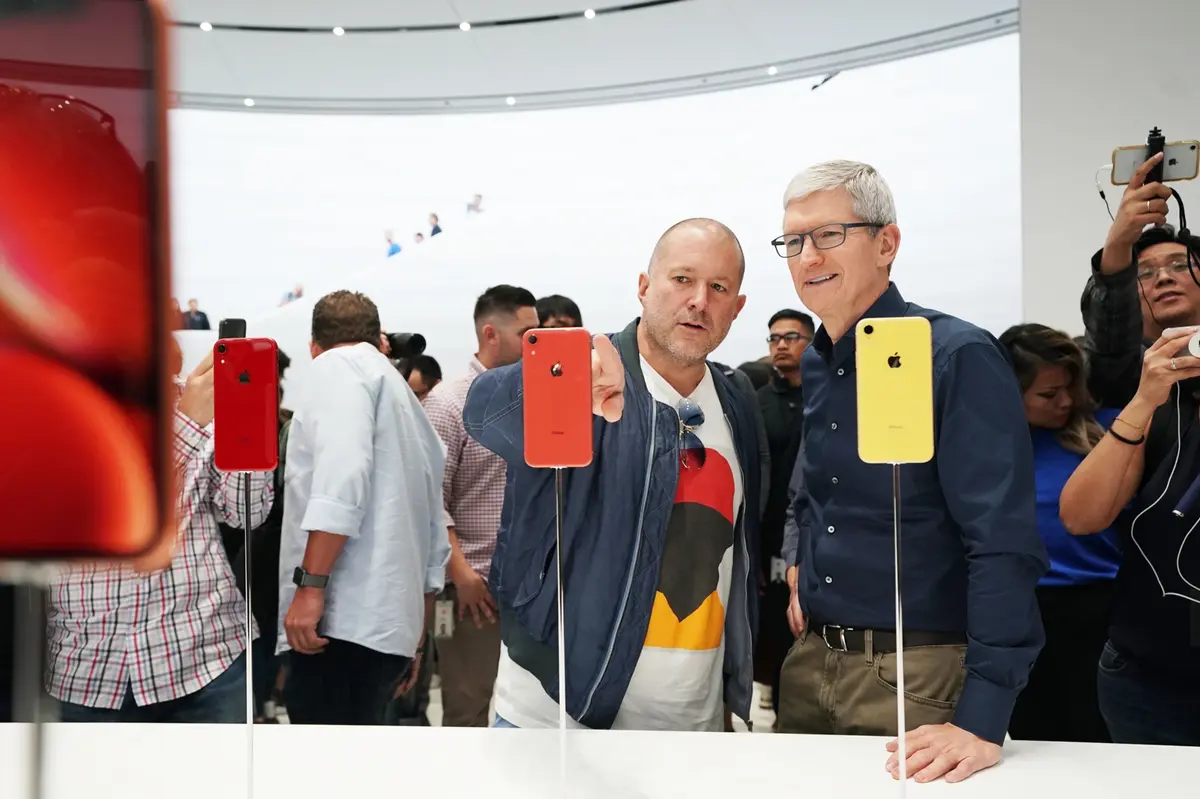 Pourquoi il est temps pour Tim Cook de quitter Apple : partie 1