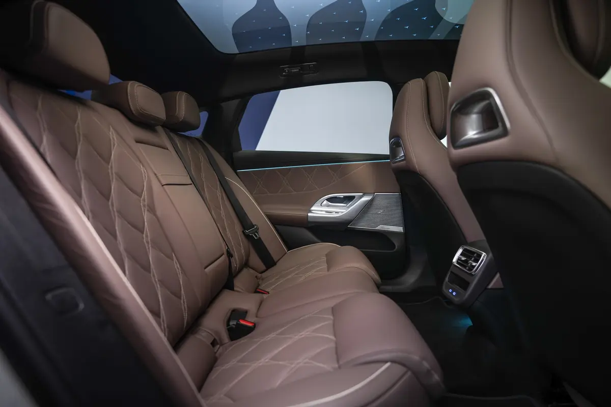 Mercedes Classe C &eacute;lectrique&nbsp;: vous prendrez bien un peu de d&eacute;mesure&nbsp;?