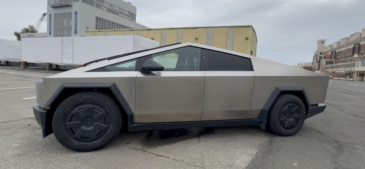 Essai inédit du Tesla Cybertruck !