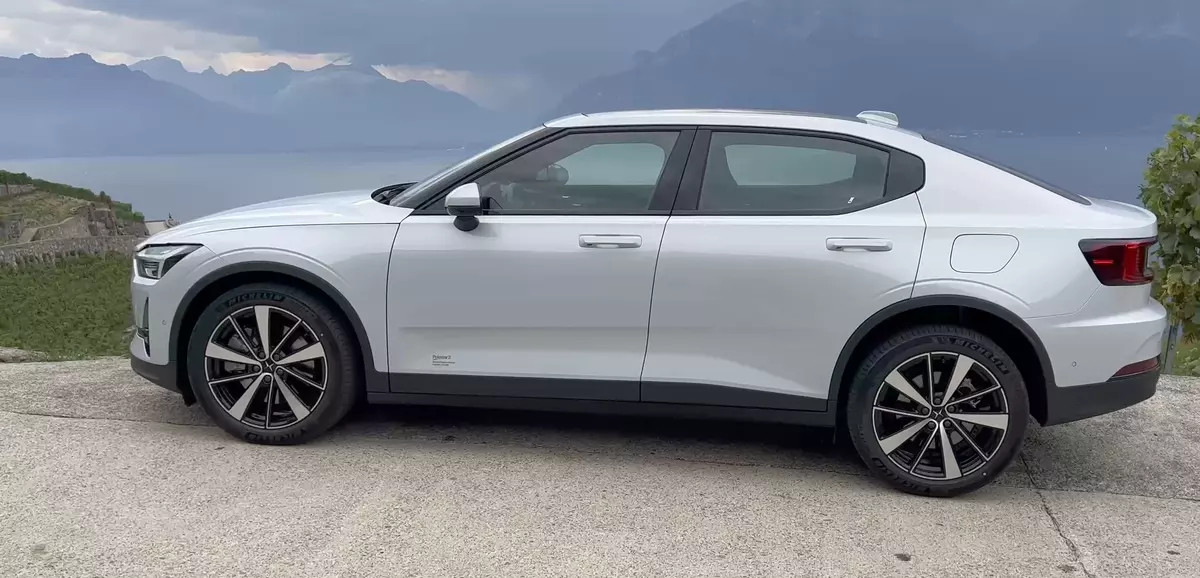 L'autonomie de la nouvelle Polestar 2 dépasse la Tesla Model 3 !