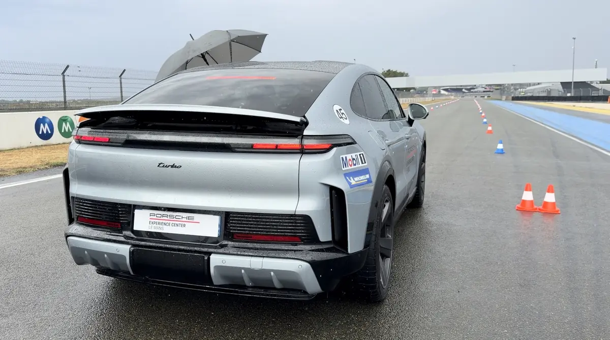 Essai Porsche Cayenne &eacute;lectrique&nbsp;: circuit, off-road, recharge, 1000CV... il nous a bluff&eacute;s&nbsp;!