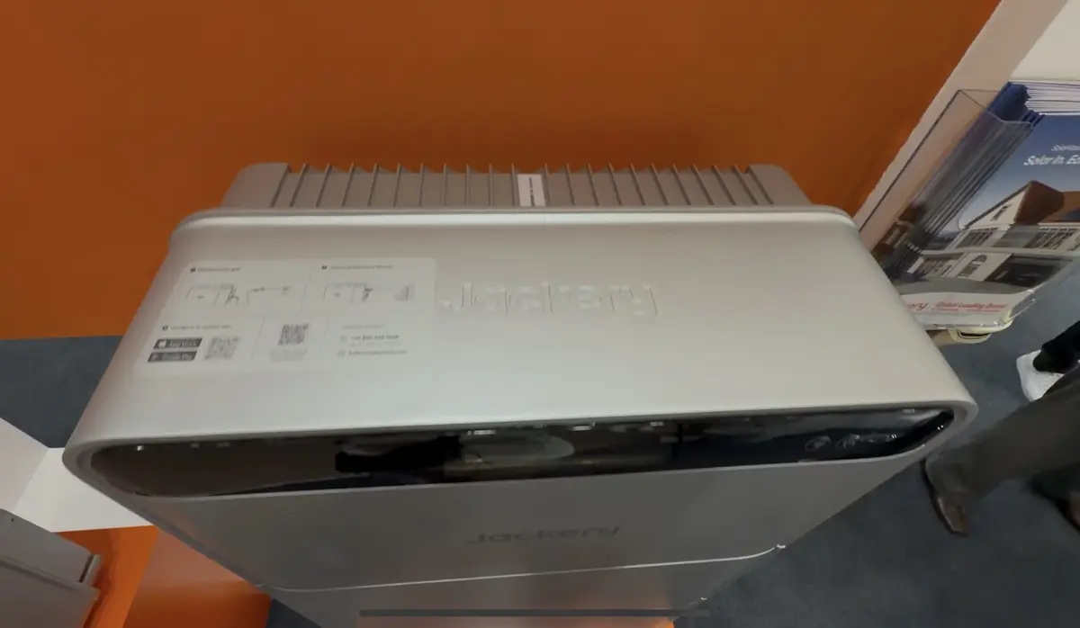 De belles batteries solaires avec injection dans la maison chez Jackery&nbsp;: SolarVault 3 Pro/Max