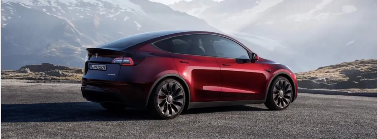 Baisse de prix chez Tesla : Model 3 dès 36990€, Model Y dès 39990€ et nouveaux centres en France