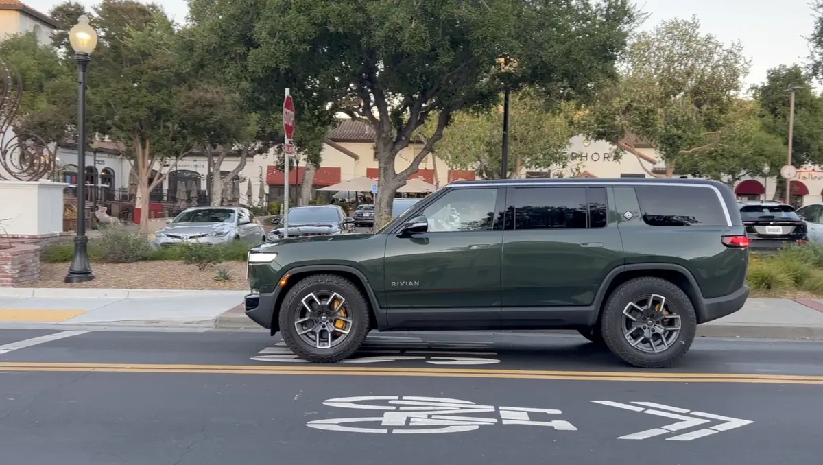 Essai Rivian R1S aux USA : la Tesla du 4x4 ? (vidéo)