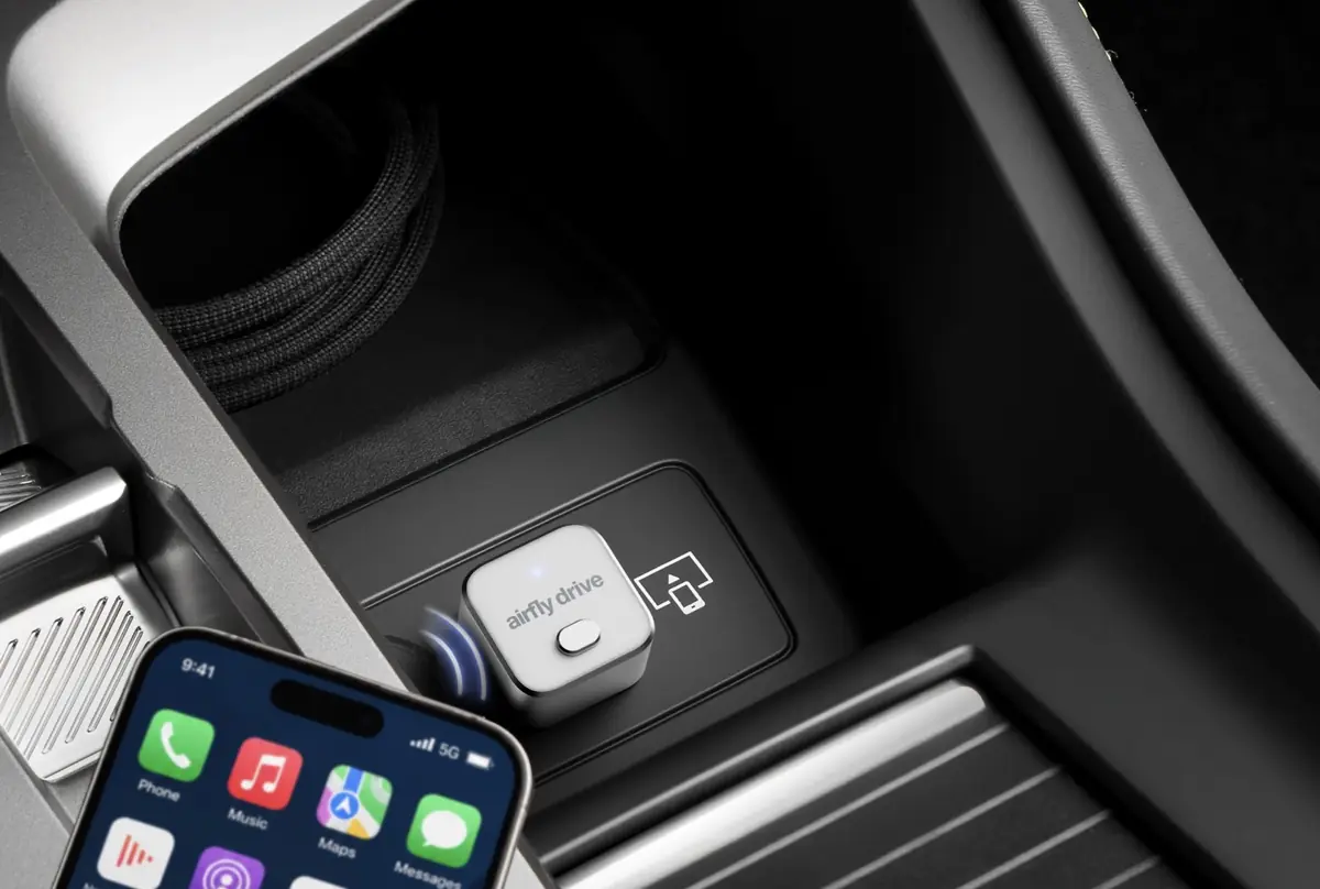 CarPlay sans fil&nbsp;: l'AirFly Drive de Twelve South supprime le c&acirc;ble pour 50 euros