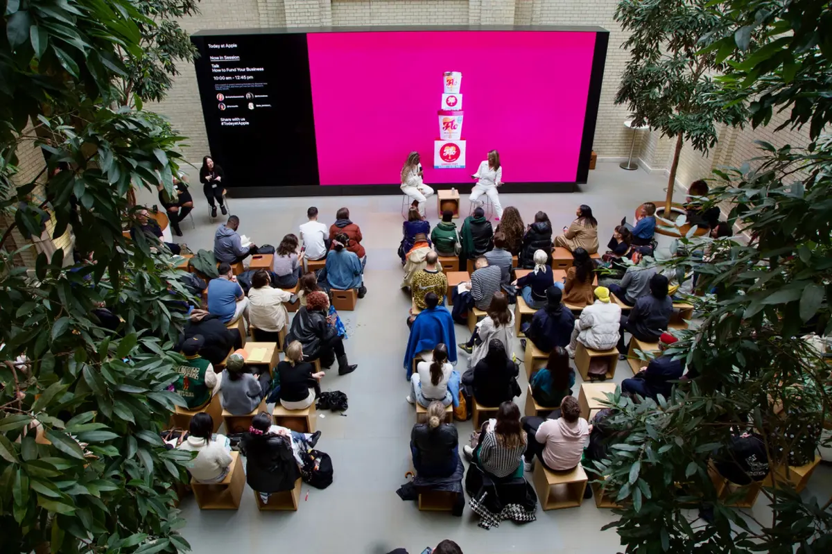 De nouvelles sessions "Today at Apple" pour séduire les PME !