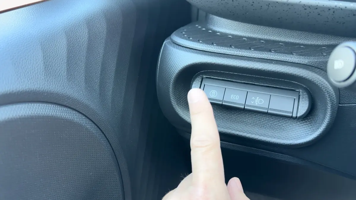 Essai Twingo &eacute;lectrique&nbsp;: 15 000&euro; pour un &laquo;&nbsp;vrai kif&nbsp;&raquo;&nbsp;?