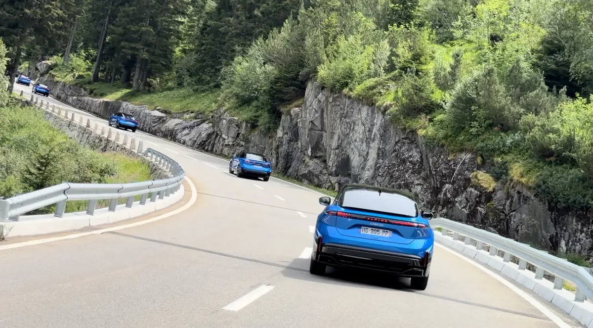 Mon premier trajet en Alpine A390 GT (vid&eacute;o avec Simplement Julien)