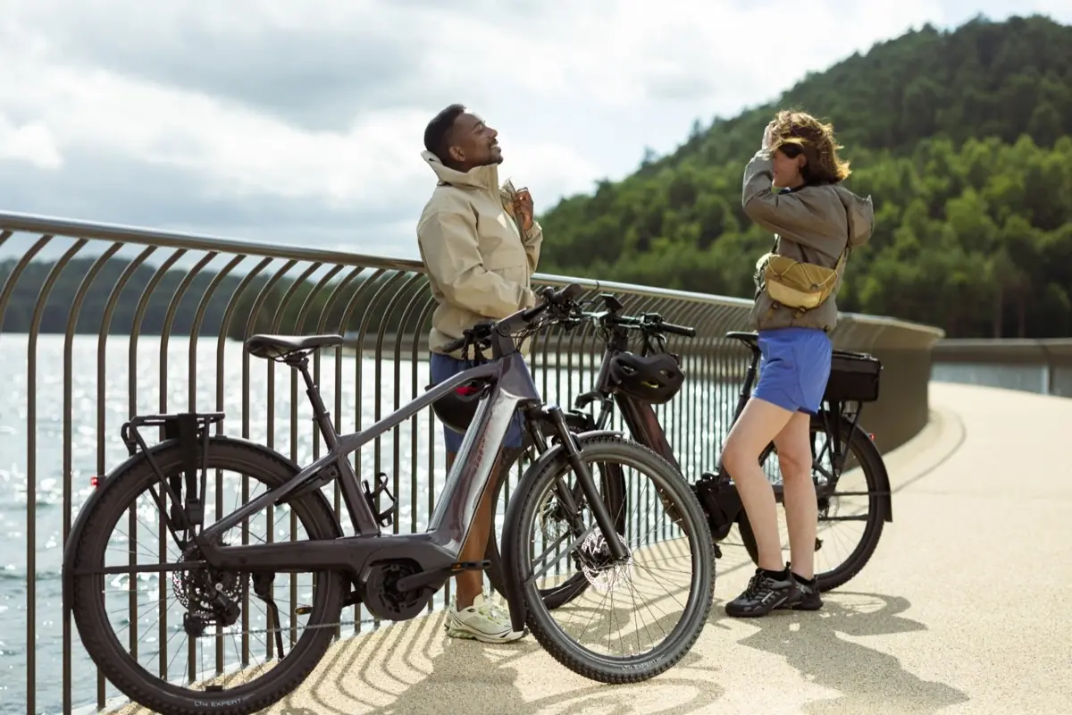 Trek lance le Charter+, un v&eacute;lo &eacute;lectrique &agrave; tout faire de 3 299 &agrave; 5 099 euros