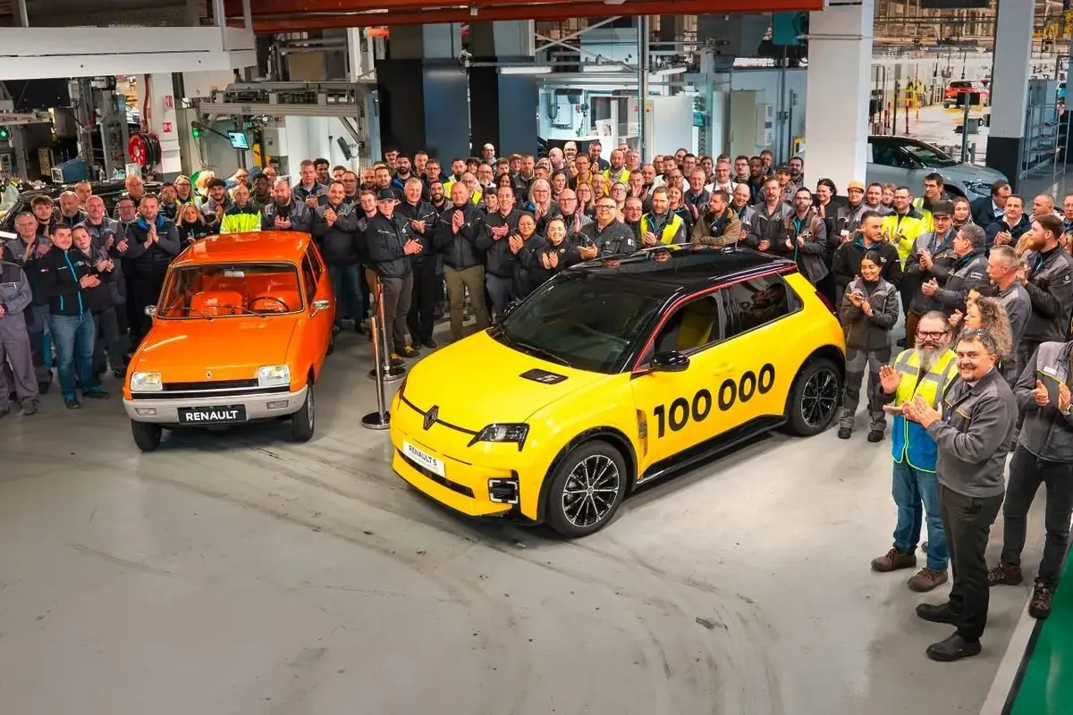Renault 5 E-Tech : déjà 100 000 exemplaires produits à Douai