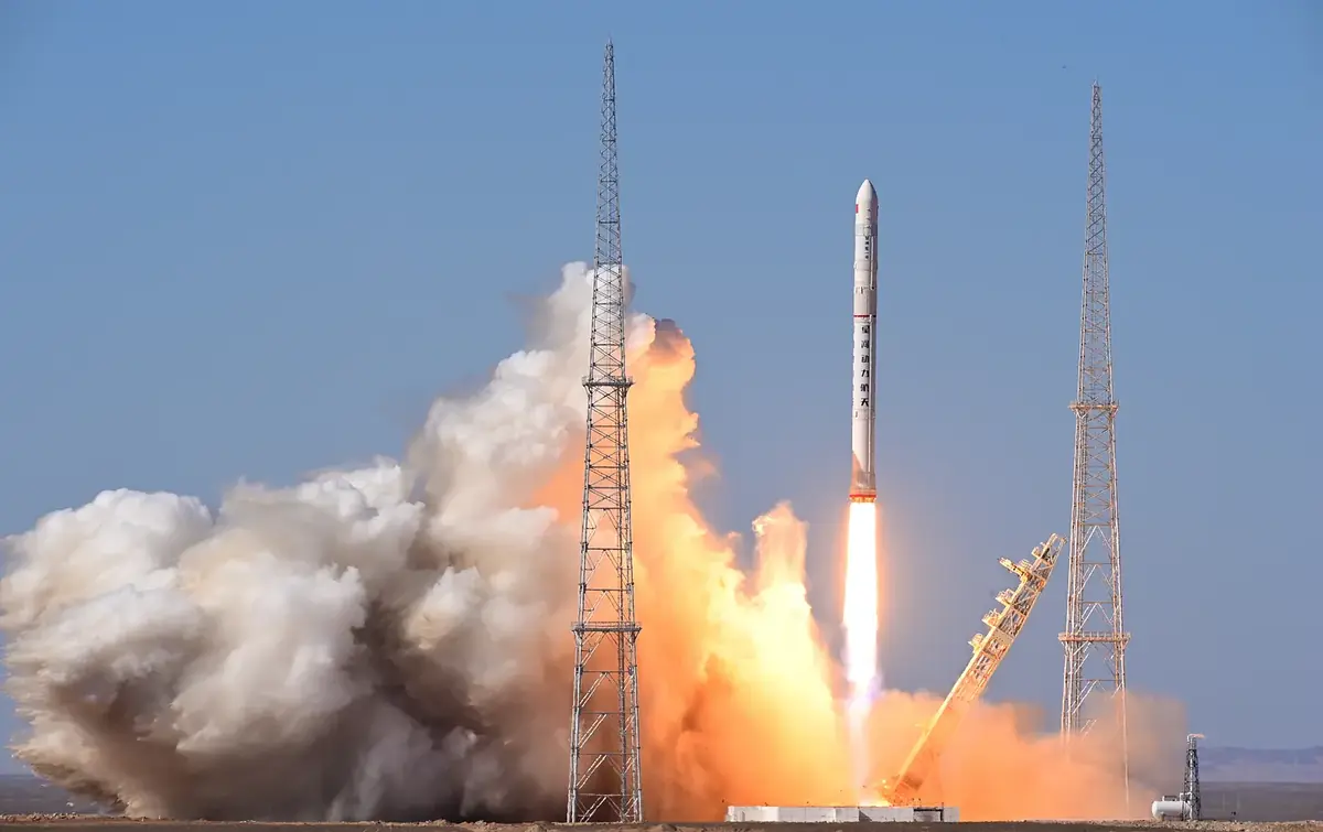 La Chine d&eacute;fie SpaceX avec ses lanceurs