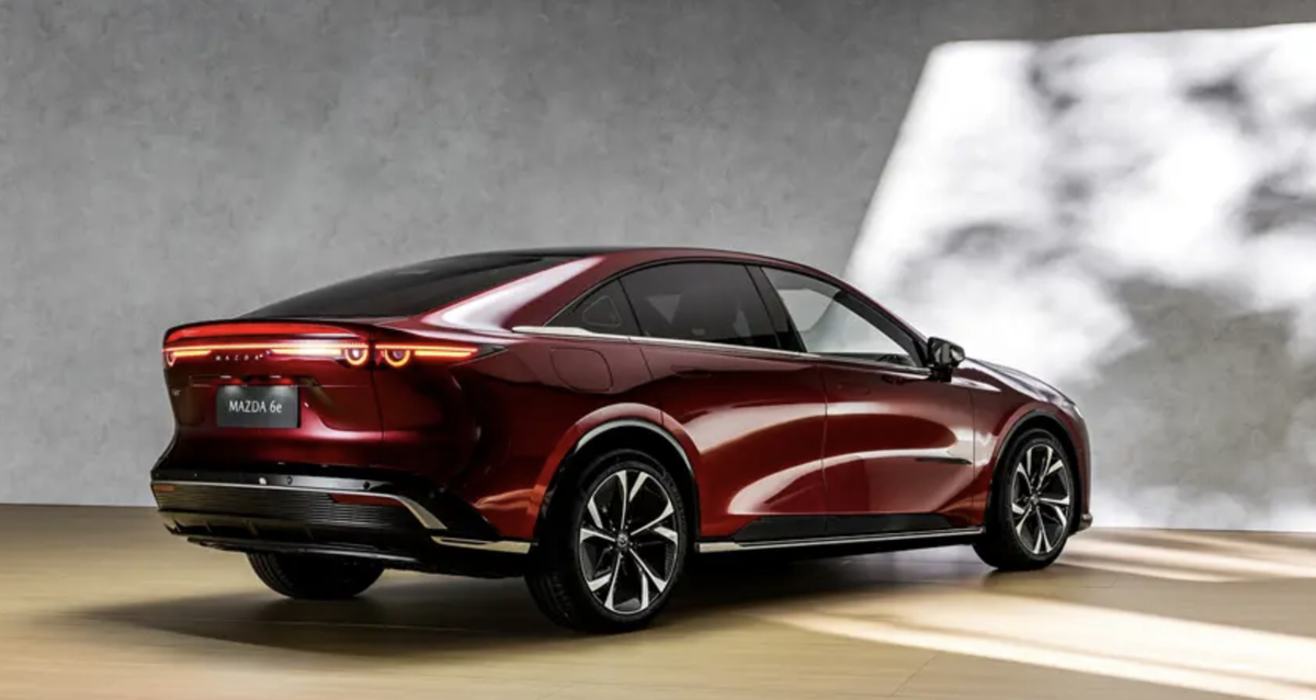 La Mazda 6e cache une mauvaise voiture électrique chinoise