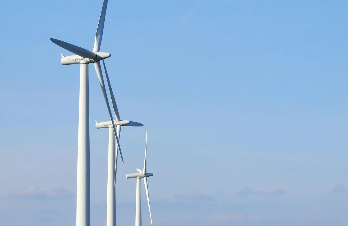 Le gouvernement d&eacute;cide de tout miser sur le nucl&eacute;aire et freine les renouvelables