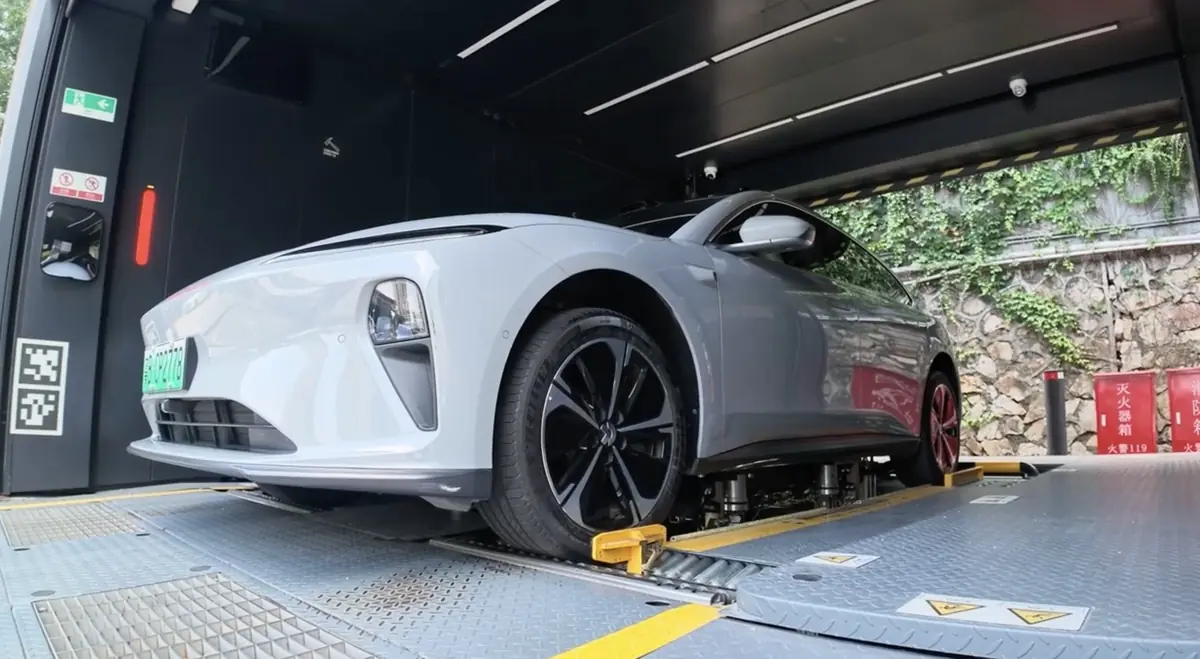 3mn pour charger sa voiture&nbsp;? J'ai test&eacute; le "Swap" de batterie en Chine&nbsp;: finalement, pas si mal&nbsp;?