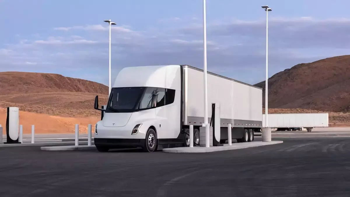 Tesla : des SuperChargers V4 à 1000 kW en 2023 pour le CyberTruck et le Tesla Semi !