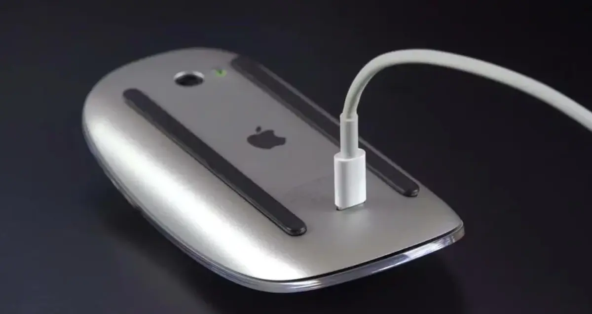 Incompréhensible : les clavier/souris Apple restent en Lightning !