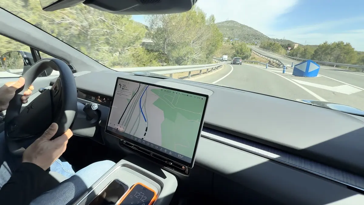 Essai XPeng P7+&nbsp;: le luxe et la charge en 12mn &agrave; partir de 45 990&euro;