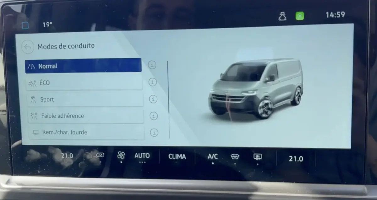 Essai Volkswagen eCaravelle&nbsp;: le &laquo;&nbsp;transporteur&nbsp;&raquo; passe &agrave; l&rsquo;&eacute;lectrique, et ce n&rsquo;est pas une r&eacute;ussite