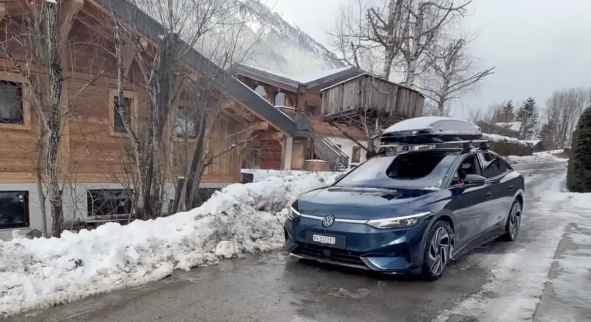 Essai Volkswagen ID7 Pro S&nbsp;: une autonomie de dingue&nbsp;! + test avec coffre de toit et sur neige