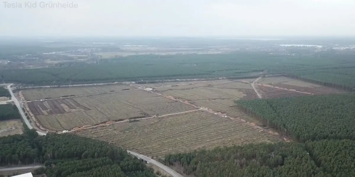 Tesla a défriché sa forêt allemande & le Model Y déchaine les passions (avant la livraison)