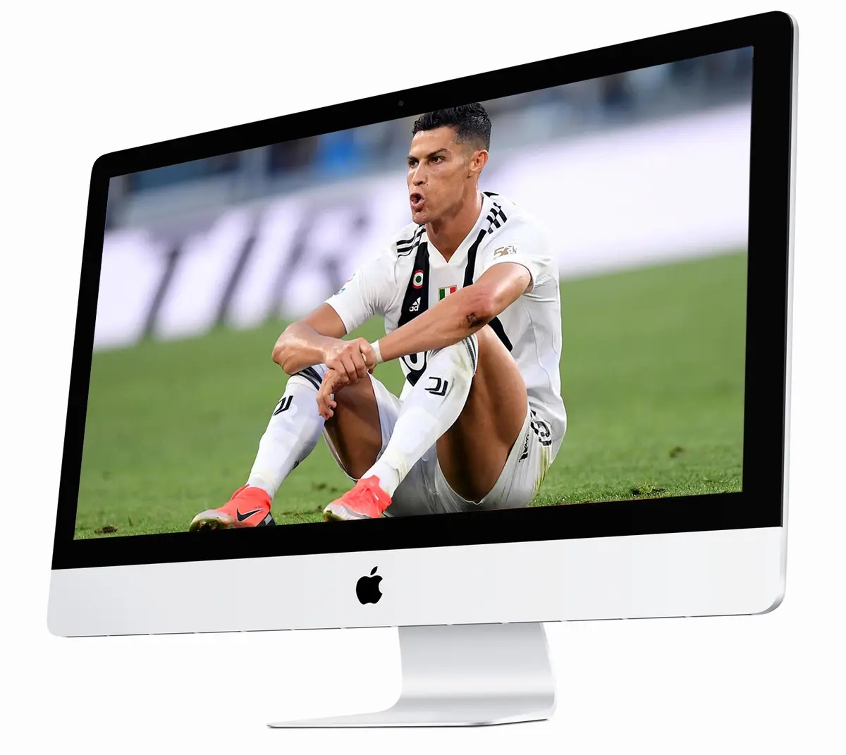 Sanctionné, Cristiano Ronaldo offre des iMac à ses coéquipiers