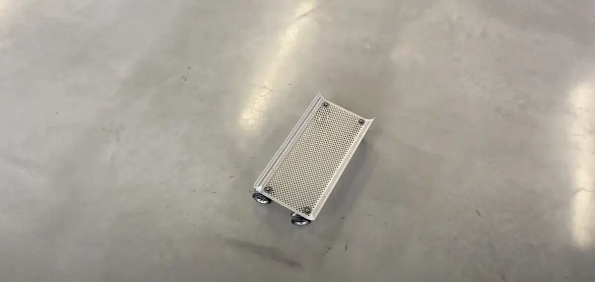 Insolite : il crée un skateboard avec les roulettes du Mac Pro (à 850€)