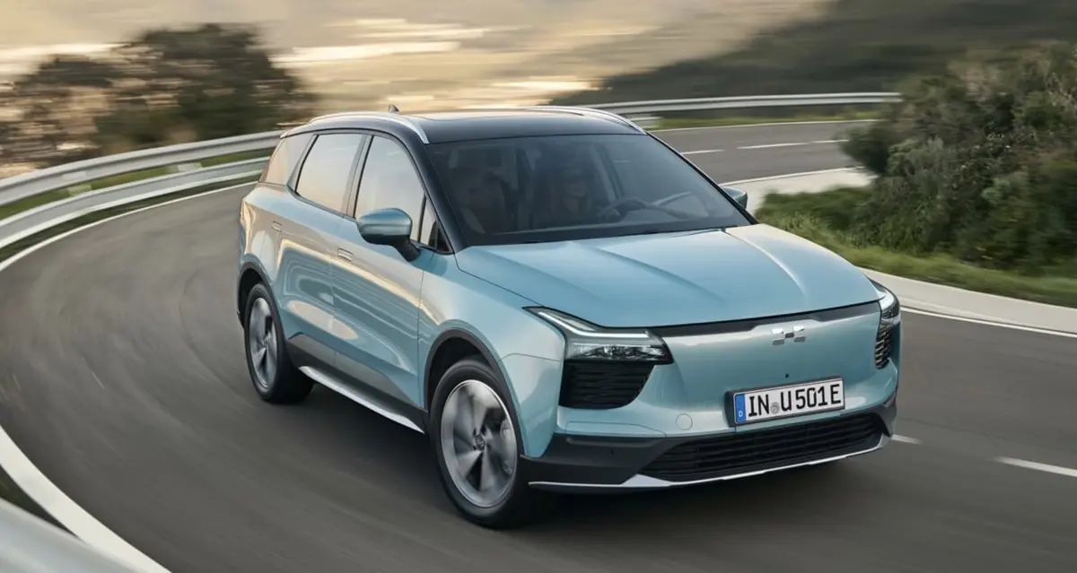 La premier SUV électrique connecté chinois arrive en Corse cet été (AIWAYS U5)