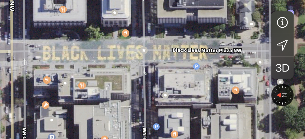 L'image du jour : Plans affiche le #BlackLivesMatter inscrit devant la Maison Blanche