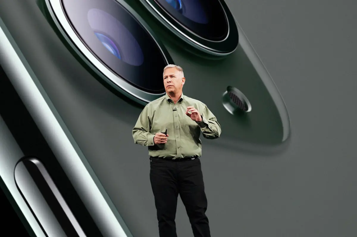 Phil Schiller devient un honorable "Apple fellow", Greg Joswiak récupère son poste !