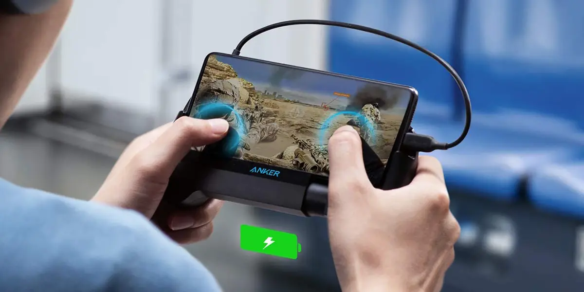 Une manette avec une batterie intégrée pour iOS/Android chez Anker (mais sans sticks)