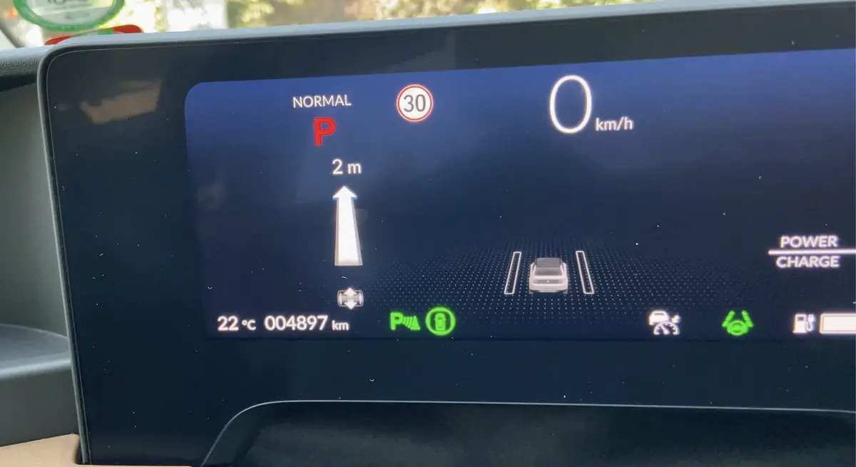 CarPlay : le rappel du GPS sur le second écran est déjà disponible sur la Honda E