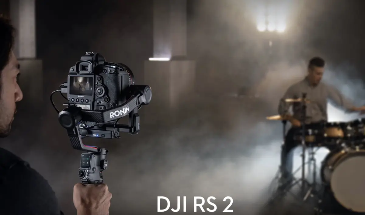 Vidéo : les stabilisateurs DJI RS2 et RSC2 s'offrent un écran et gagnent en légèreté